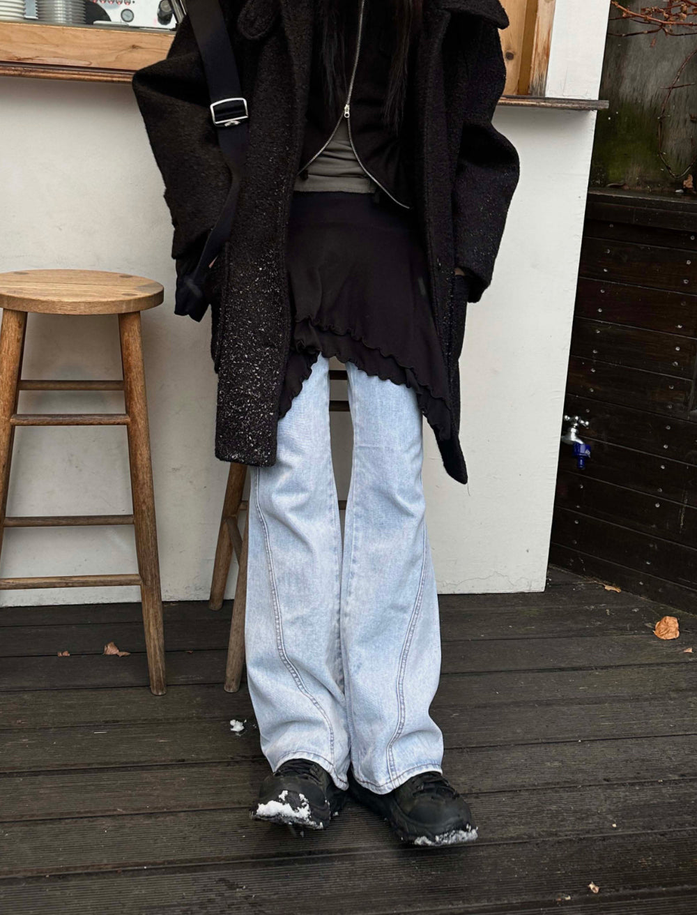 【WOOHWA】DART LINE BOOTS CUT PT WOOHWA (ウーファ) - ダートラインブーツカットパンツ / DART