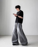 Bagger Gray Balloon Denim