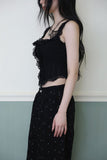 Touch punching frill sleeveless