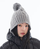 Alpaca pom beanie