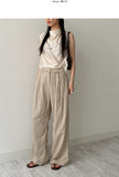 Strap Two-Tuck Long Wide Slacks