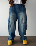 Curve Cut Washing Cargo Denim