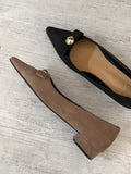 Bold Ribbon Stiletto Flat Shoes