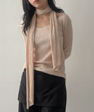 [Muffler set] Pleats U-neck Long Sleeve T-shirt