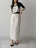 Pintuck U-Neck Elbow Length T-Shirt