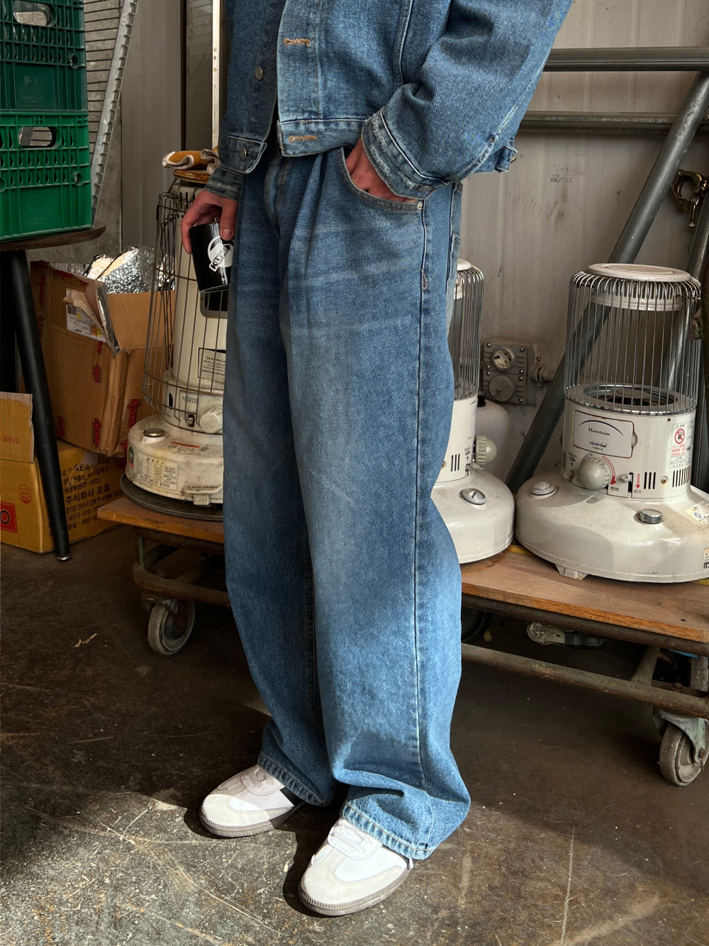 【KOOLOSET】Oil Washed One-Tuck Denim KOOLOSET (クロゼット) - オイルウォッシュワンタックデニム