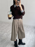New Falling Two-Tuck Bermuda Slacks