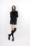 Finger slim hooded top