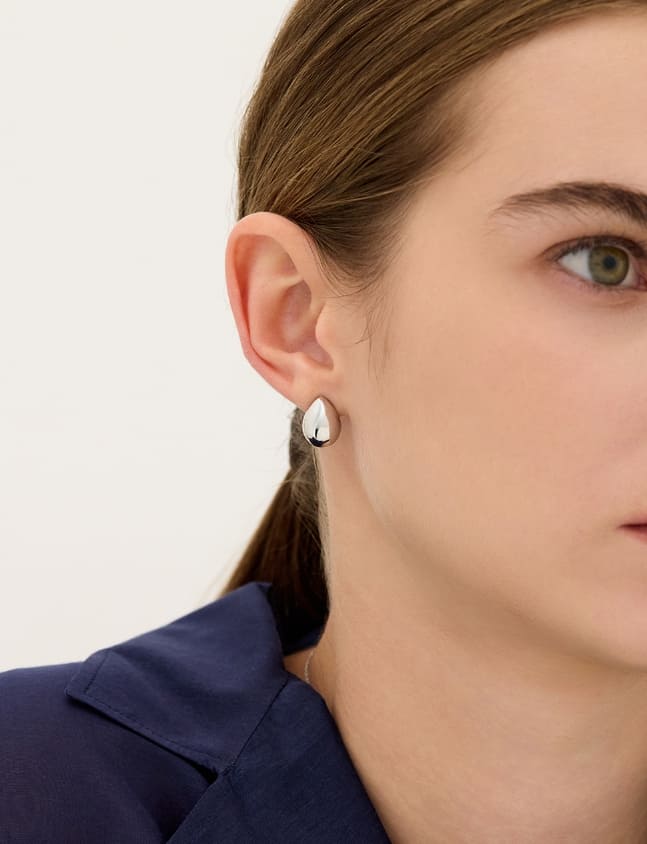 HYERES LOR – einz.jp