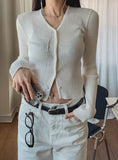 [U-BASIC] My ribbed V-neck cardigan