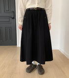 Suab Belt Pintuck Long Skirt