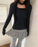 Burin Punched Wavy V-Neck Knit