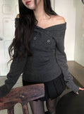 Knots Double Button Off-Shoulder Slim Knit