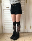 Zeku Low-Rise Cargo Shorts