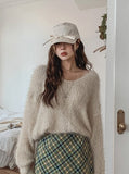 Wings Angora V-neck knitwear