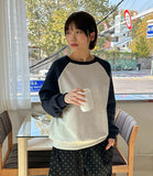 Egon Raglan Color Matching Round Sweatshirt