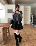 Ribbed Ruffle Line High Knee Socks