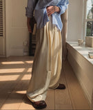 Porori three-tuck back banding slacks