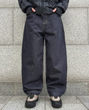 Beg Non-Fade Dart Denim Pants