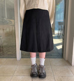 Hilboo Pintuck Banding Midi Skirt