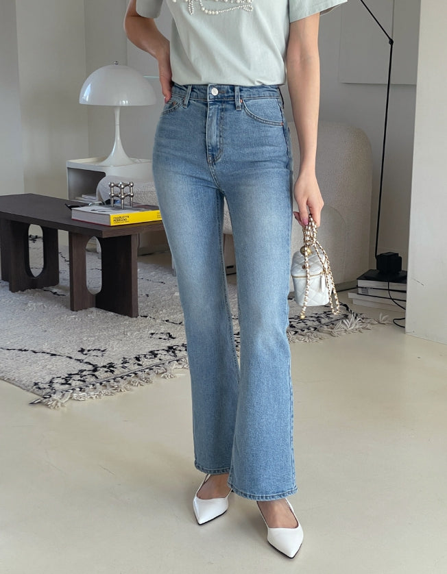 【I AM MARI】Waltz Slim Bootcut Denim Pants