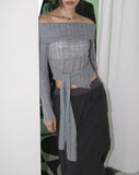 Noten Punching Tie Strap Off-Shoulder Knit