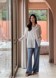 Lavia Loose Fit Back-Slit Shirt