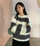 Erlv Boucle Stripe Round Knit