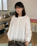 You frill collar shirring blouse