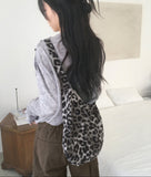 Meno Leopard Cross Shoulder Bag