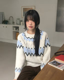 Uken Nordic Heart Cable Round Knit