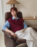 Conant Over Fit V-Neck Knit Vest