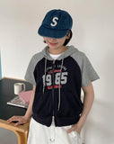 Heiru lettering crop two-way short sleeve hood zip-up