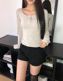 Muite U-Neck Pocket Long Sleeve T-Shirt