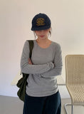 Hikkat Round Long Sleeve Tee