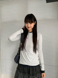 Nakeun Round Long Sleeve Tee
