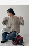 Rolling Cable Overfit Knit