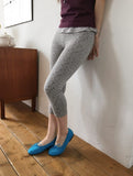 Neo Flower Button Three Quarter Leggings Pants