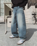 Rings Curved Wide Denim Pants