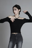 Neck strap knit sleeve