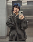 Color Matching Stripe Knit Warmer Hood Zip-Up