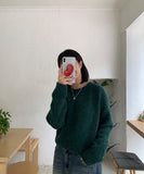 Cat mix color crop knit