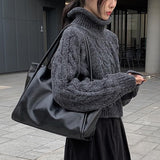 Cuth Daily Square Shoulder Bag