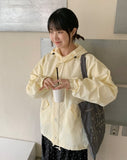 [unisex] Peuati String Hood Wind Jumper
