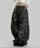 Etin Camo Pintuck Pants