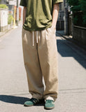 Hinge One Tuck Curved Pants