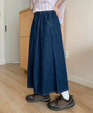 Toira Pintuck Banding Flare Denim Long Skirt