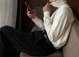 Leo Semi Overfit Cathy Turtleneck Tee