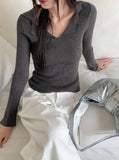 Revol V-neck color matching ribbed long sleeve knit