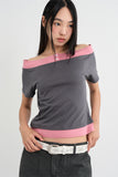Layered off-shoulder T-shirt